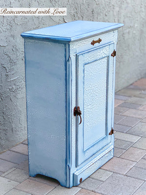 Shabby Chic Laundry Hamper ~ lift top hamper in distressed white with blue hues